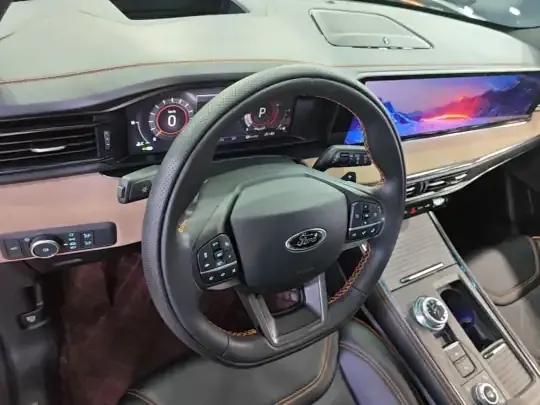 Ford Explorer 2023 (32900 км)