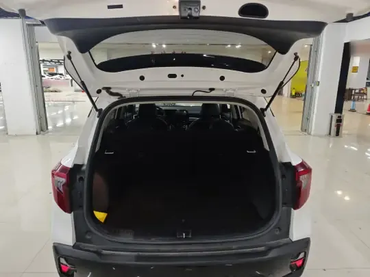 Kia Seltos 2023 (15400 км)