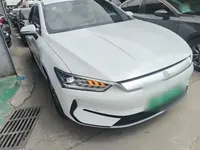 BYD Qin PLUS 2023 (2800 км)