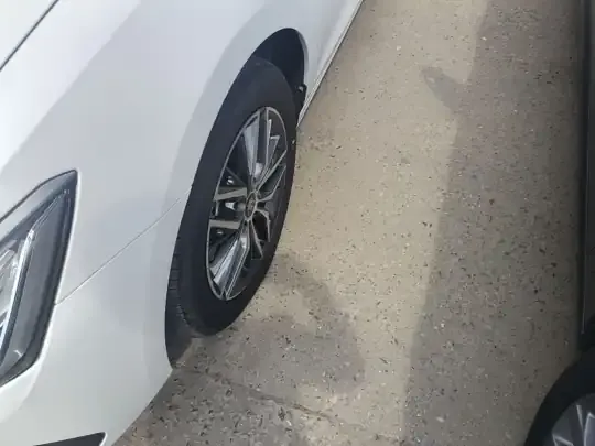 BYD Qin PLUS 2023 (2800 км)