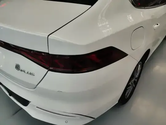BYD Qin PLUS 2023 (25800 км)
