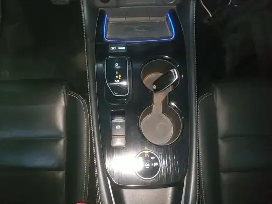 Nissan X-Trail 2023 (37500 км)
