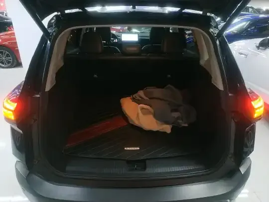 Nissan X-Trail 2023 (37500 км)