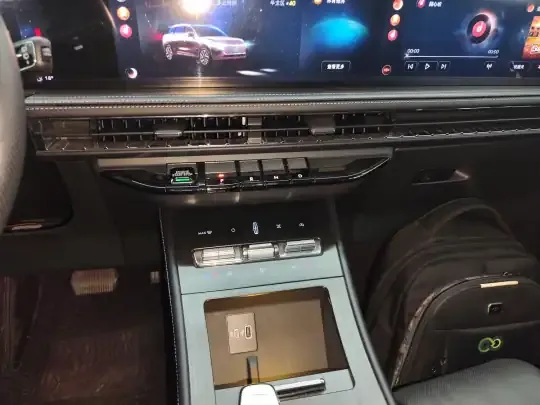 Lincoln Corsair 2023 (39300 км)
