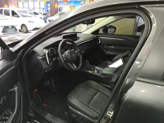 Mazda CX-50 2023 (7900 км)