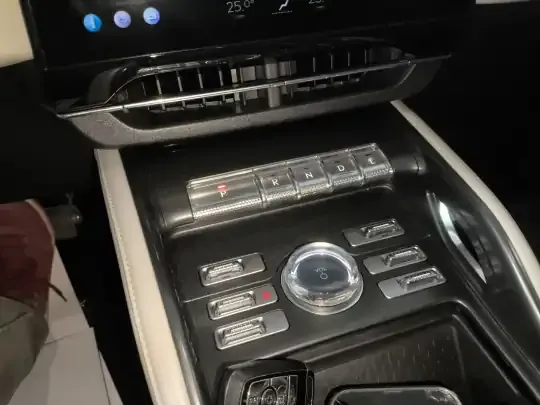 Lincoln Nautilus 2023 (62500 км)