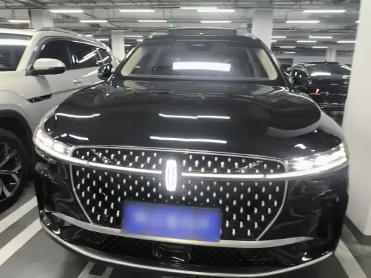 Lincoln Nautilus 2023 (62500 км)