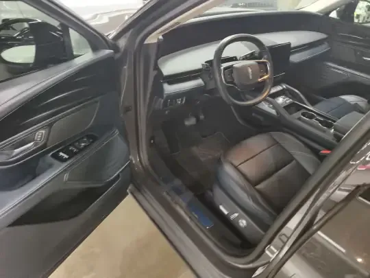 Lincoln Nautilus 2023 (39800 км)