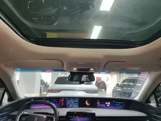 Lincoln Nautilus 2023 (39800 км)
