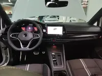 Volkswagen Golf 2023 (13000 км)