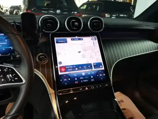 Mercedes-Benz GLC 2023 (35500 км)