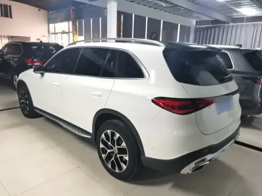 Mercedes-Benz GLC 2023 (35500 км)