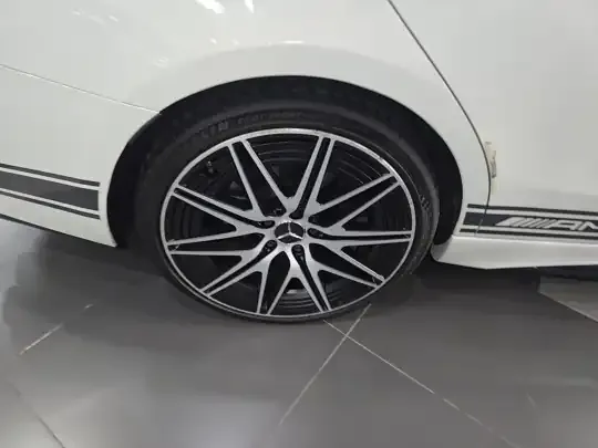 Mercedes-Benz C-Class AMG 2023 (27300 км)