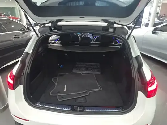 Mercedes-Benz C-Class AMG 2023 (27300 км)