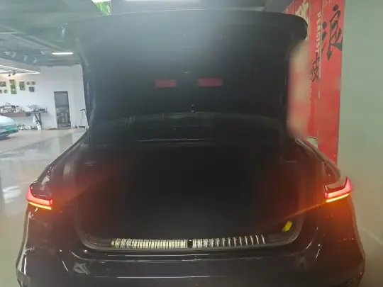 BMW i7 2023 (22599 км)