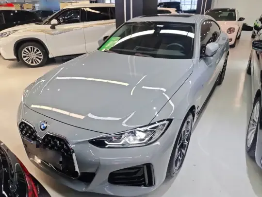 BMW 4 Series 2023 (18300 км)