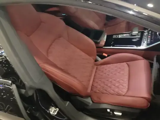 Audi A7L 2023 (38600 км)