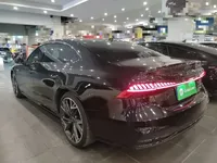 Audi A7L 2023 (38600 км)
