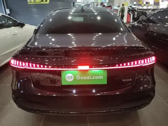 Audi A7L 2023 (38600 км)