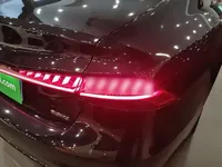 Audi A7L 2023 (38600 км)