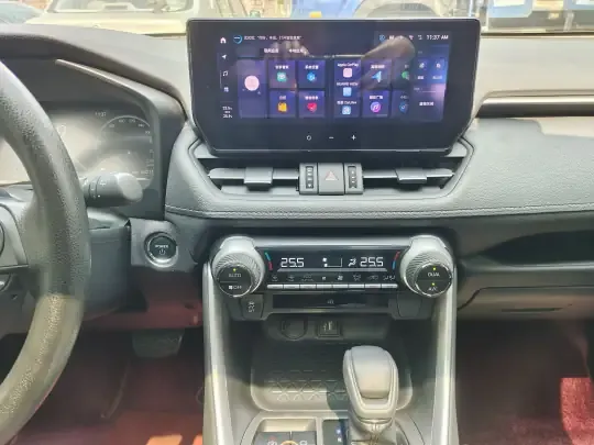 Toyota RAV4 2023 (63200 км)