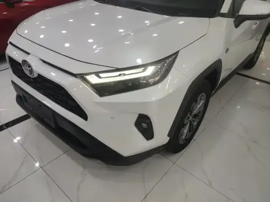 Toyota RAV4 2023 (78000 км)