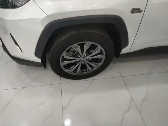 Toyota RAV4 2023 (78000 км)
