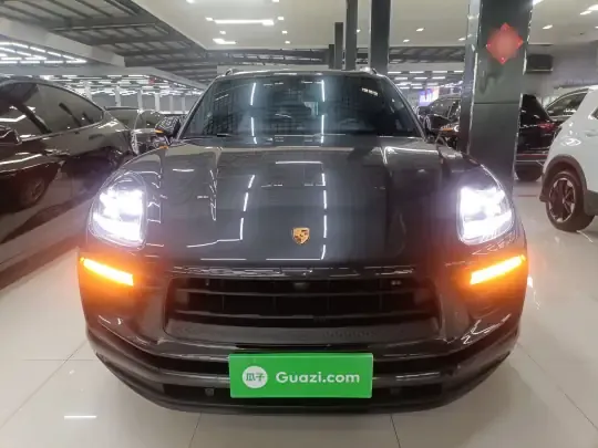 Porsche Macan 2024 (36500 км)