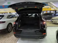 Porsche Cayenne E-Hybrid 2024 (25900 км)