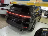Porsche Cayenne E-Hybrid 2024 (25900 км)