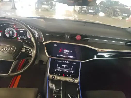 Audi A6L 2023 (46500 км)