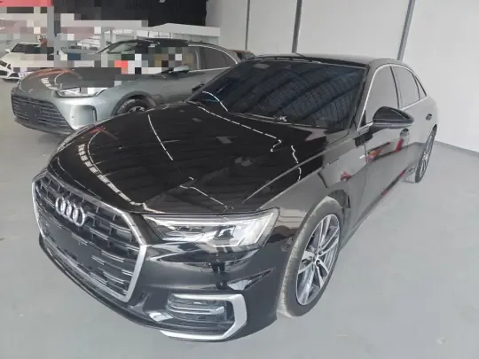 Audi A6L 2023 (77800 км)