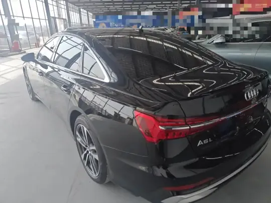 Audi A6L 2023 (77800 км)