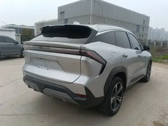 Geely Galaxy L7 2023 (17300 км)