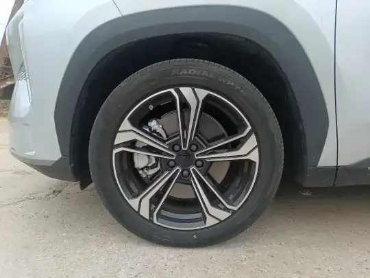 Geely Galaxy L7 2023 (17300 км)