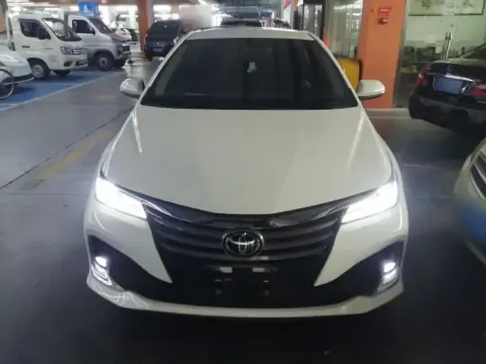 Toyota Allion 2023 (14200 км)