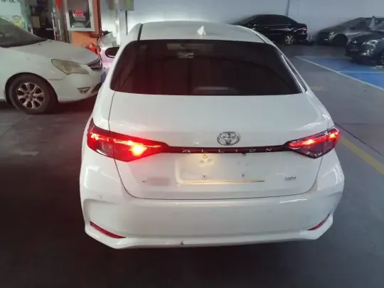 Toyota Allion 2023 (14200 км)