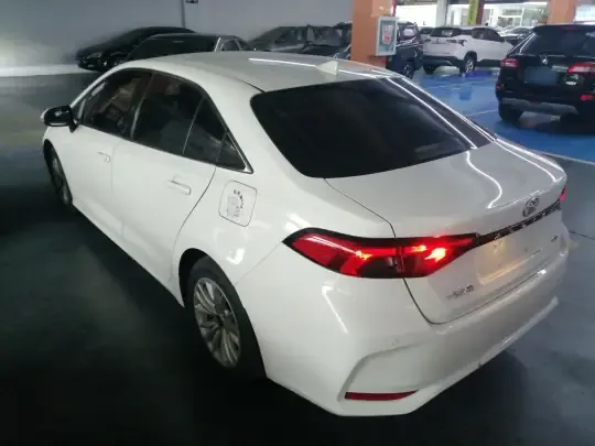 Toyota Allion 2023 (14200 км)