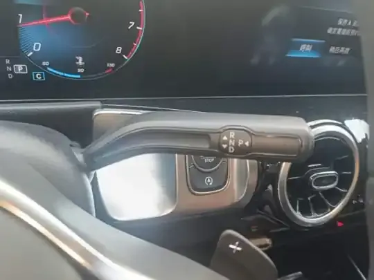 Mercedes-Benz GLB 2023 (91300 км)
