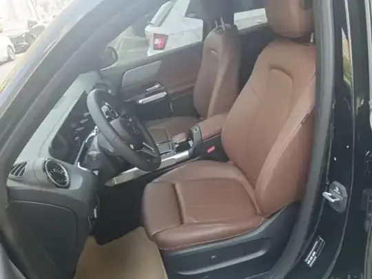 Mercedes-Benz GLB 2023 (91300 км)