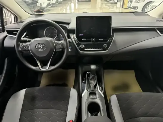 Toyota Corolla 2023 (16800 км)