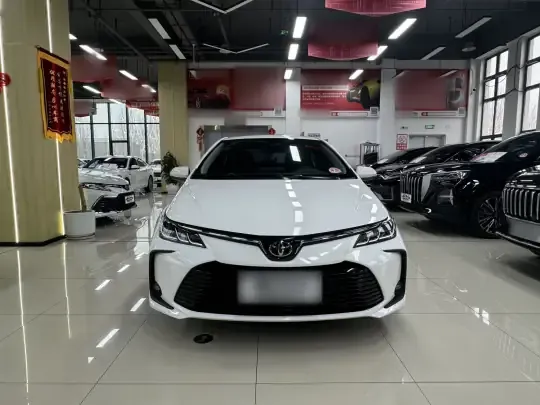 Toyota Corolla 2023 (16800 км)
