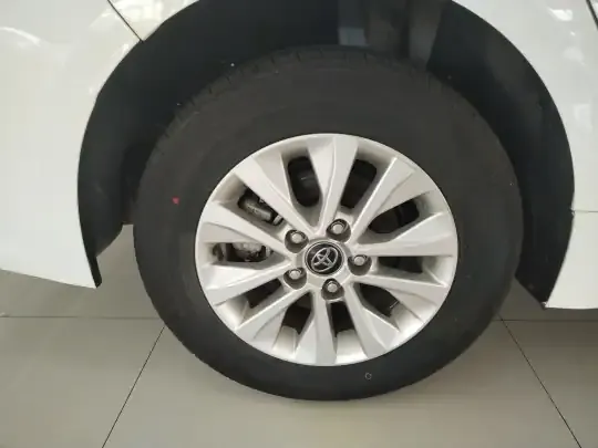 Toyota Corolla 2023 (39300 км)