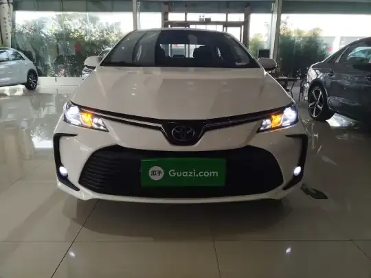 Toyota Corolla 2023 (39300 км)