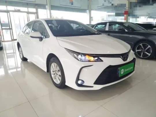 Toyota Corolla 2023 (39300 км)