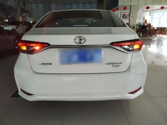Toyota Corolla 2023 (39300 км)