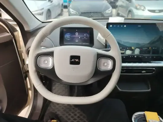 JAC Yiwei 3 2023 (27000 км)