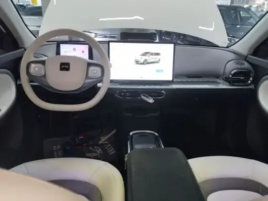 JAC Yiwei 3 2023 (33100 км)