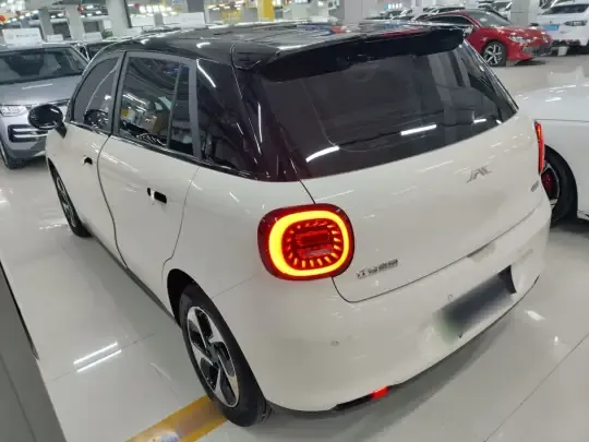 JAC Yiwei 3 2023 (33100 км)