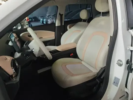 JAC Yiwei 3 2023 (22800 км)